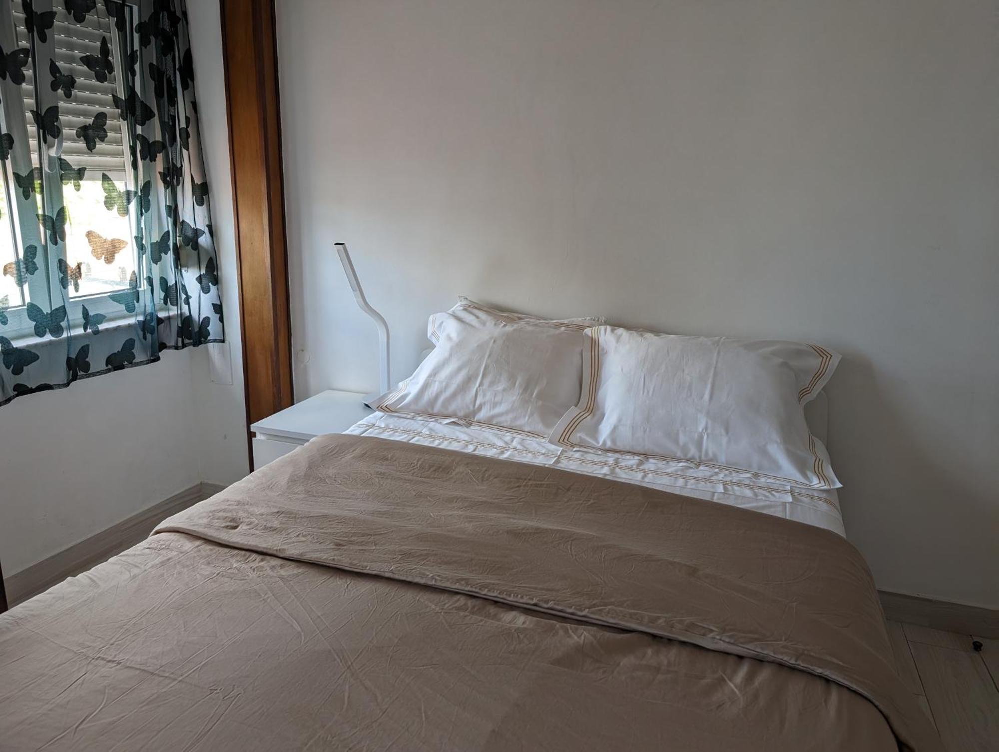 Free Wifi -Estrela Lapa- Tram 28 Apartment Lisbon Exterior photo